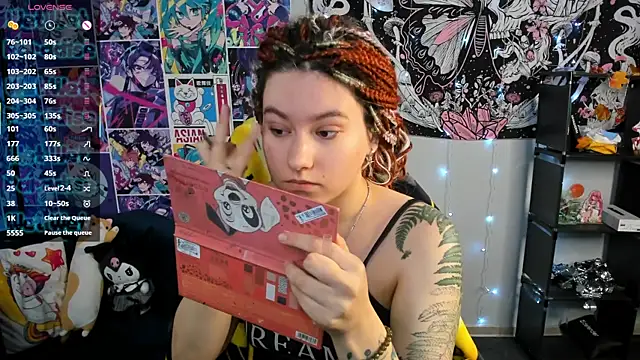 Bonni Meiz online show from December 2, 2:56 am