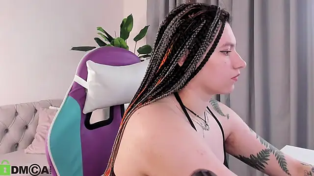 Bonni Meiz online show from February 15, 3:07 am