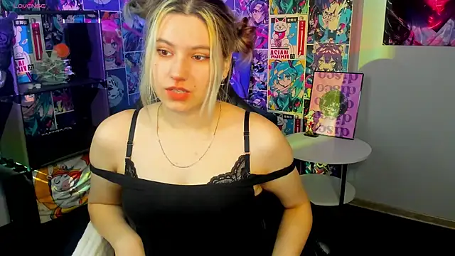 Snapshot of Bonni_Meiz chatting on March 5, 3:40 am Bonni Meiz online show from March 5, 3:40 am