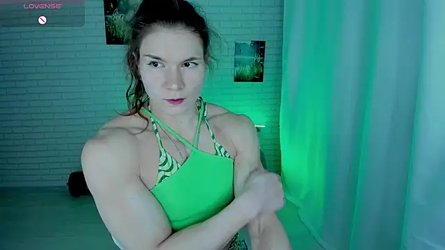 Lisa Ray online show from February 16, 1:15 am