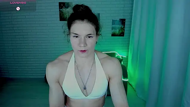 Lisa Ray online show from February 27, 4:29 pm