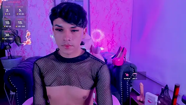 Snapshot of Sofialuna chatting on January 15, 3:33 am Sofialuna online show from January 15, 3:33 am