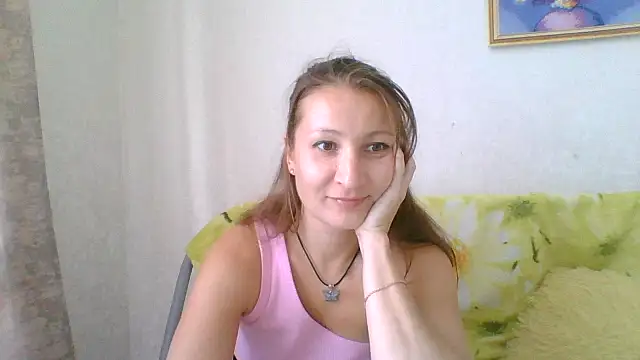 Snapshot of Yulia777 chatting on October 15, 11:18 am Yulia777 online show from October 15, 11:18 am