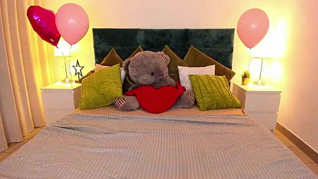 Snapshot of AmA_lia_ chatting on March 15, 8:26 am AmA lia online show from March 15, 8:26 am