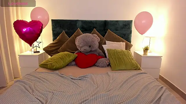 Snapshot of AmA_lia_ chatting on March 6, 1:14 pm AmA lia online show from March 6, 1:14 pm