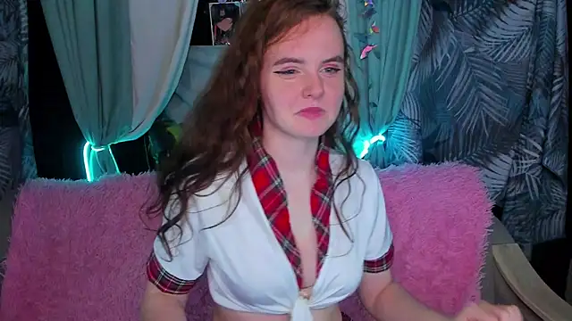 Snapshot of AmA_lia_ chatting on September 29, 2:01 pm AmA lia online show from September 29, 2:01 pm