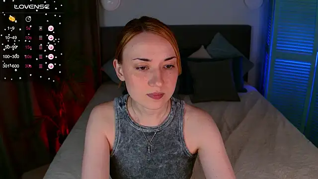Snapshot of Maddy_Garcia chatting on October 8, 11:05 pm Maddy Garcia online show from October 8, 11:05 pm