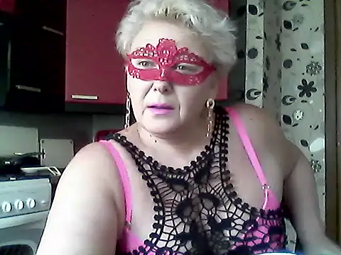 Lisa Suzie online show from November 5, 10:07 am