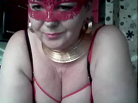Snapshot of Lisa_Suzie chatting on February 21, 12:49 pm Lisa Suzie online show from February 21, 12:49 pm