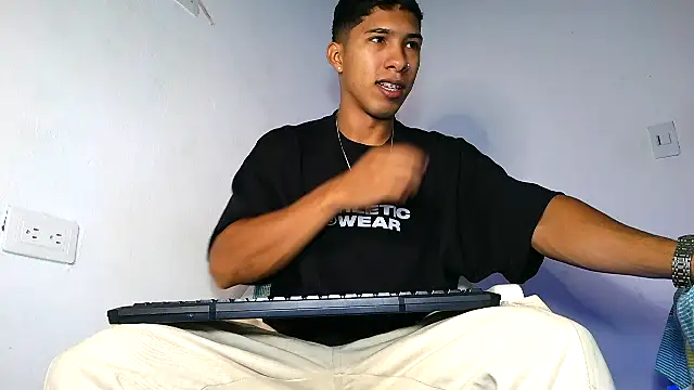 maximo vega newv online show from March 12, 7:51 pm