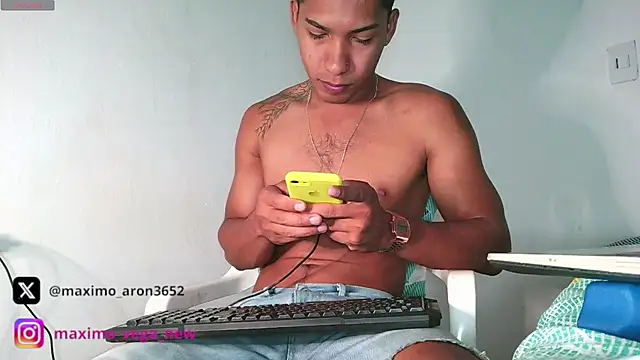 maximo vega newv online show from November 17, 3:38 pm