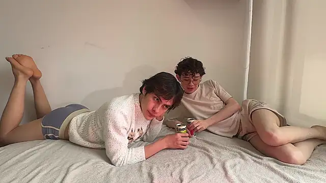 Snapshot of mapleg chatting on November 30, 8:42 pm mapleg online show from November 30, 8:42 pm