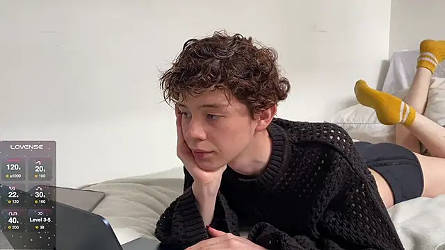 Snapshot of mapleg chatting on March 3, 9:15 pm mapleg online show from March 3, 9:15 pm