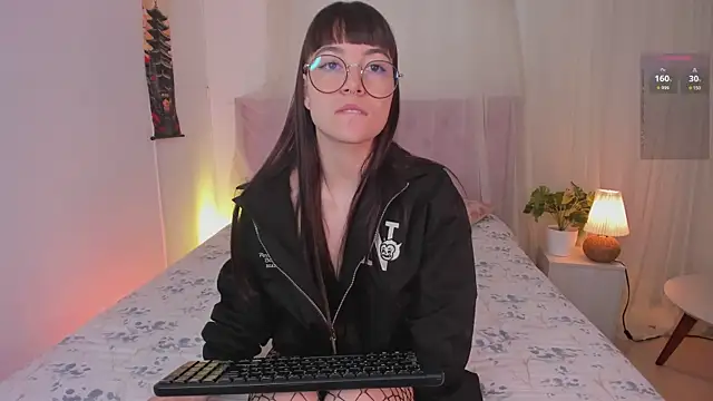 Snapshot of Lia_Sweett_ chatting on October 5, 4:09 pm Lia Sweett online show from October 5, 4:09 pm
