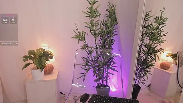Snapshot of Lia_Sweett_ chatting on September 22, 3:51 pm Lia Sweett online show from September 22, 3:51 pm