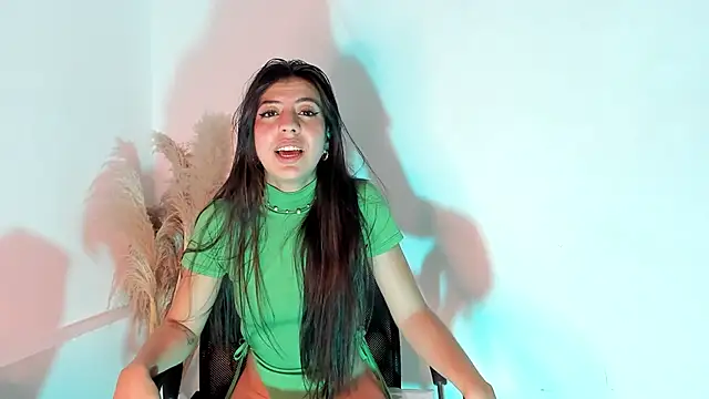 Iiam danii online show from January 8, 5:15 pm