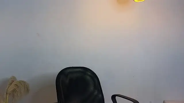 Iiam danii online show from January 25, 12:05 pm