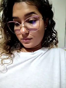 BrendaGirs online show from April 1, 2:46 am