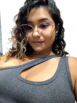 BrendaGirs online show from April 15, 2:28 am