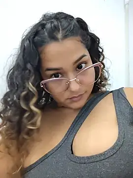 BrendaGirs online show from May 20, 2:30 am