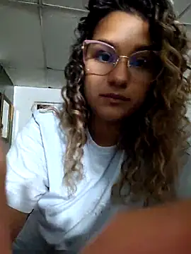 BrendaGirs online show from November 28, 2:56 am