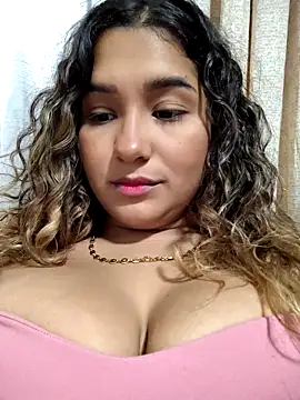 BrendaGirs online show from December 1, 2:23 am