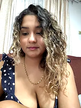 BrendaGirs online show from November 7, 2:27 am