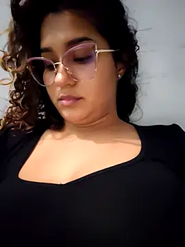BrendaGirs online show from May 7, 2:27 am