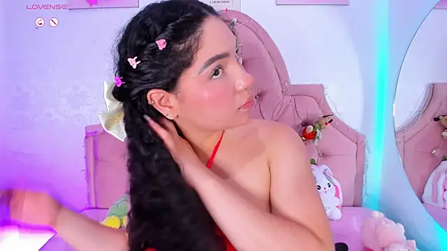 amandalee01 online show from December 3, 6:51 pm