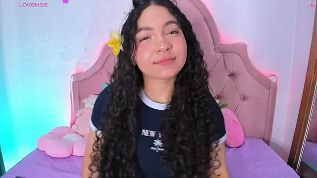 amandalee01 online show from January 18, 8:23 pm