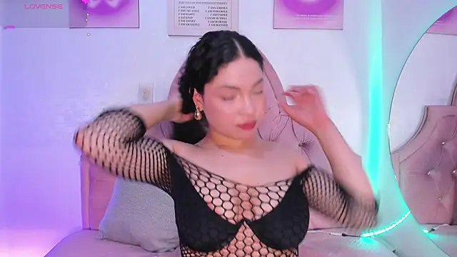 amandalee01 online show from September 18, 7:50 pm