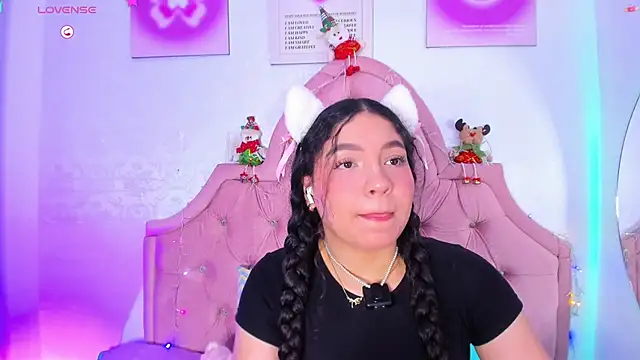 amandalee01 online show from December 19, 2:08 pm