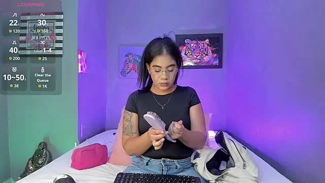 PammelaRoss1 online show from May 6, 5:06 pm