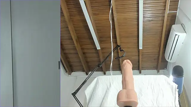 Lucy carter  online show from October 28, 3:00 pm