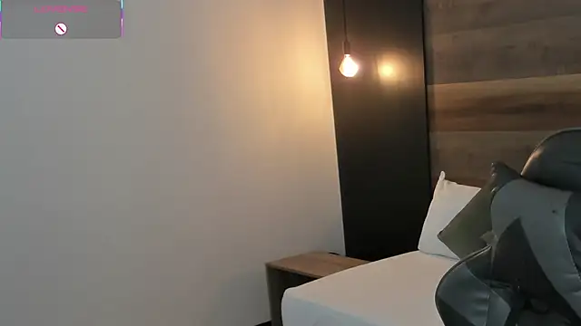 stephanya  online show from March 26, 7:34 pm