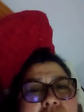 Snapshot of Darly_Gomez chatting on March 22, 1:11 am Darly Gomez online show from March 22, 1:11 am