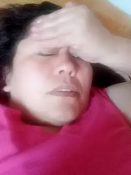 Snapshot of Darly_Gomez chatting on February 13, 3:45 pm Darly Gomez online show from February 13, 3:45 pm