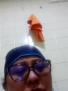 Snapshot of Darly_Gomez chatting on January 31, 12:39 am Darly Gomez online show from January 31, 12:39 am