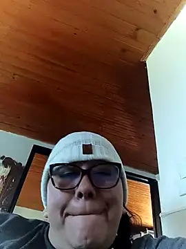 Darly Gomez online show from November 26, 1:22 pm