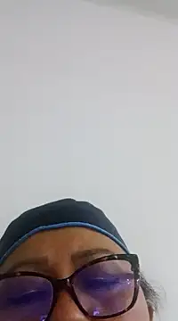 Snapshot of Darly_Gomez chatting on March 9, 12:31 am Darly Gomez online show from March 9, 12:31 am