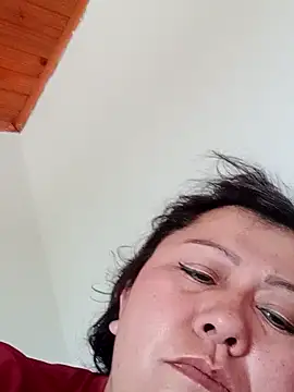 Snapshot of Darly_Gomez chatting on February 15, 9:17 pm Darly Gomez online show from February 15, 9:17 pm