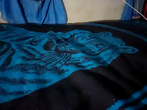 Snapshot of manuamador chatting on January 17, 4:28 am manuamador online show from January 17, 4:28 am