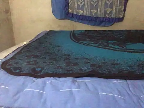 Snapshot of manuamador chatting on December 18, 3:55 am manuamador online show from December 18, 3:55 am