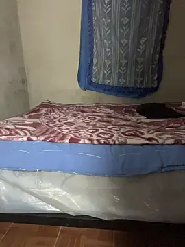 Snapshot of manuamador chatting on March 3, 4:19 am manuamador online show from March 3, 4:19 am