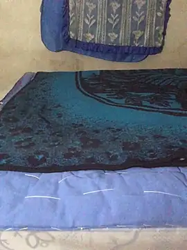 Snapshot of manuamador chatting on December 17, 5:45 am manuamador online show from December 17, 5:45 am