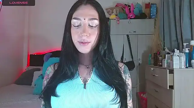 karla zambrano online show from February 27, 1:52 am