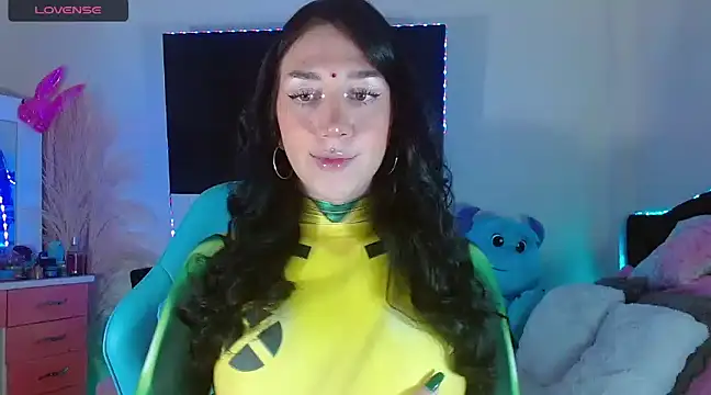 karla zambrano online show from December 19, 10:10 pm