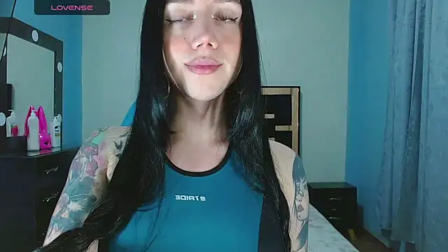 karla zambrano online show from May 28, 2:30 am