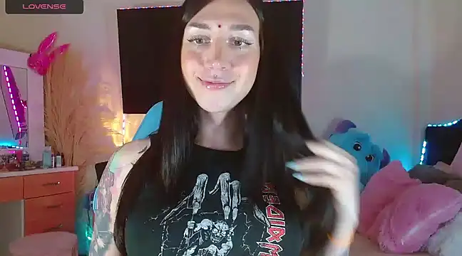 karla zambrano online show from December 5, 12:25 am