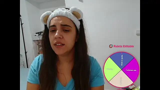 Snapshot of Ursumi1 chatting on October 24, 8:35 am Ursumi1 online show from October 24, 8:35 am